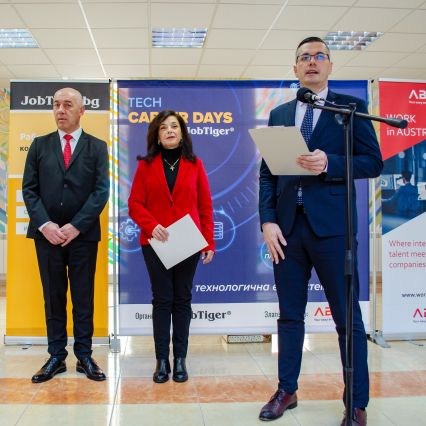 Възможности за кариера и развитие по време на „Технически дни на кариерата 2025“ в Габрово 